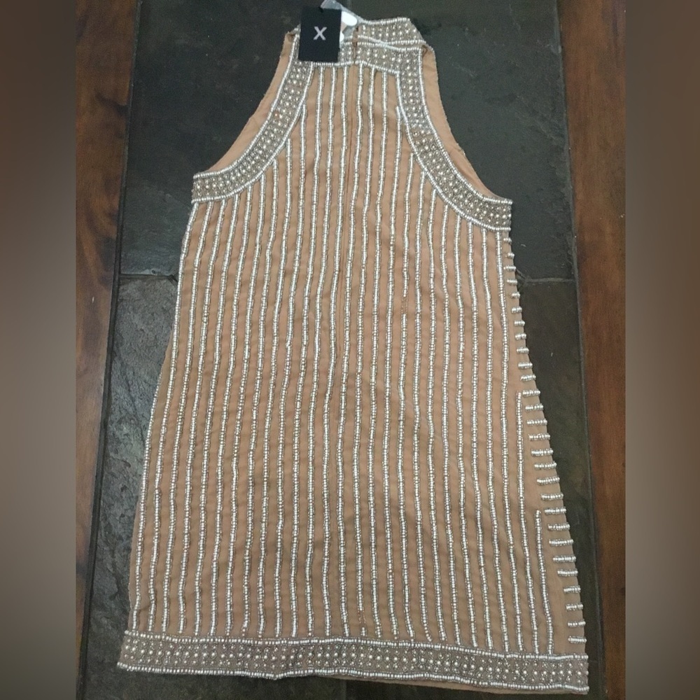 X By NBD Stunning Women’s Tan Bead Embellished Mini Dress Size 0 NWT - Picture 4 of 9